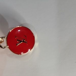 Luxury Charm, Red